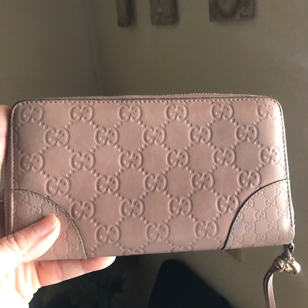 Authentic Gucci monogram wallet
